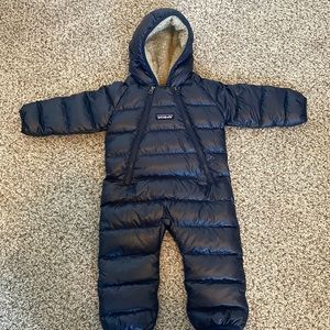 Patagonia infant hi loft down sweater bunting